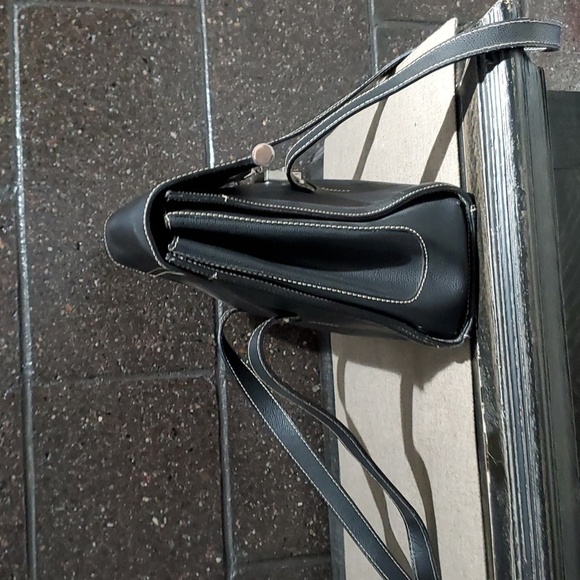 VINTAGE GIUDIT BLACK PEBBLE LEATHER BAG MADE IN ITALY - Picture 2 of 10